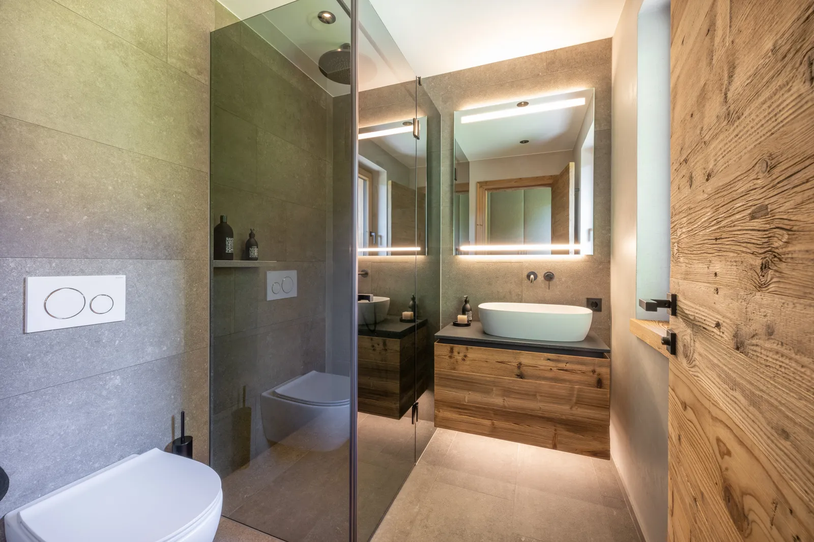 Detailansicht eines Bades im Chalet Hausstatt
